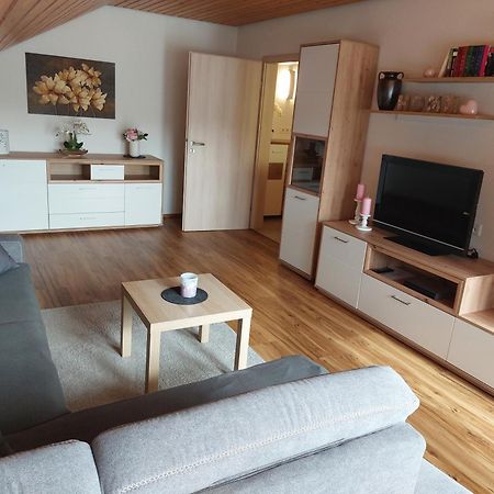 Moderne Ferienwohnung - Neu Renoviert - Ruhige Lage Waldachtal Dış mekan fotoğraf