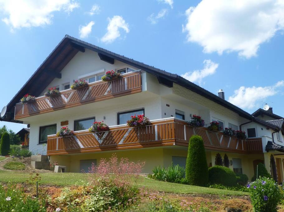 Moderne Ferienwohnung - Neu Renoviert - Ruhige Lage Waldachtal Dış mekan fotoğraf