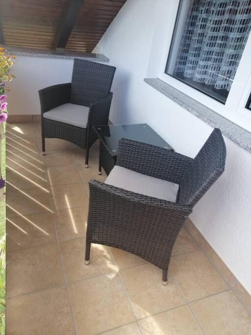 Moderne Ferienwohnung - Neu Renoviert - Ruhige Lage Waldachtal Dış mekan fotoğraf