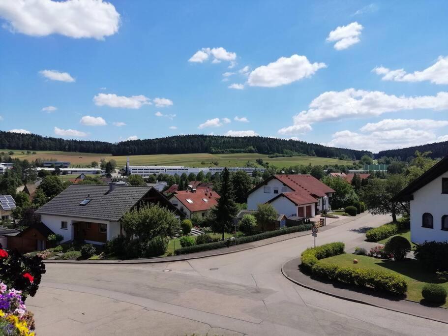 Moderne Ferienwohnung - Neu Renoviert - Ruhige Lage Waldachtal Dış mekan fotoğraf