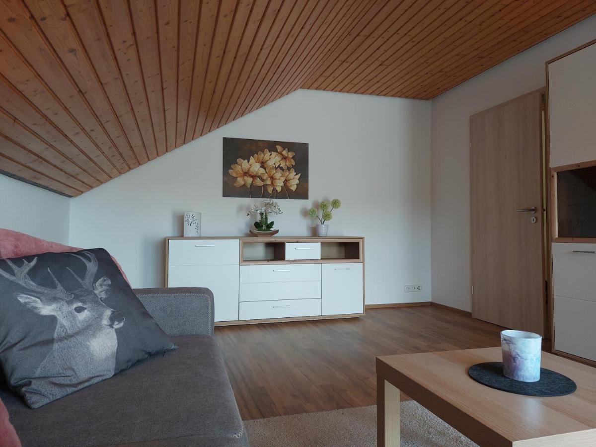 Moderne Ferienwohnung - Neu Renoviert - Ruhige Lage Waldachtal Dış mekan fotoğraf
