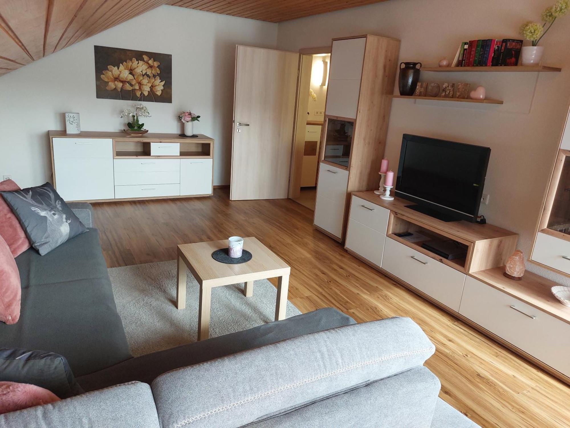 Moderne Ferienwohnung - Neu Renoviert - Ruhige Lage Waldachtal Dış mekan fotoğraf
